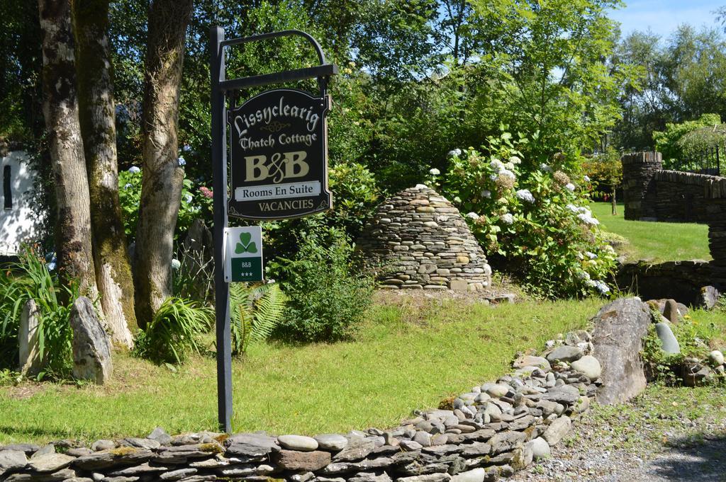 Lissyclearig Thatched Cottage Kenmare Exterior foto
